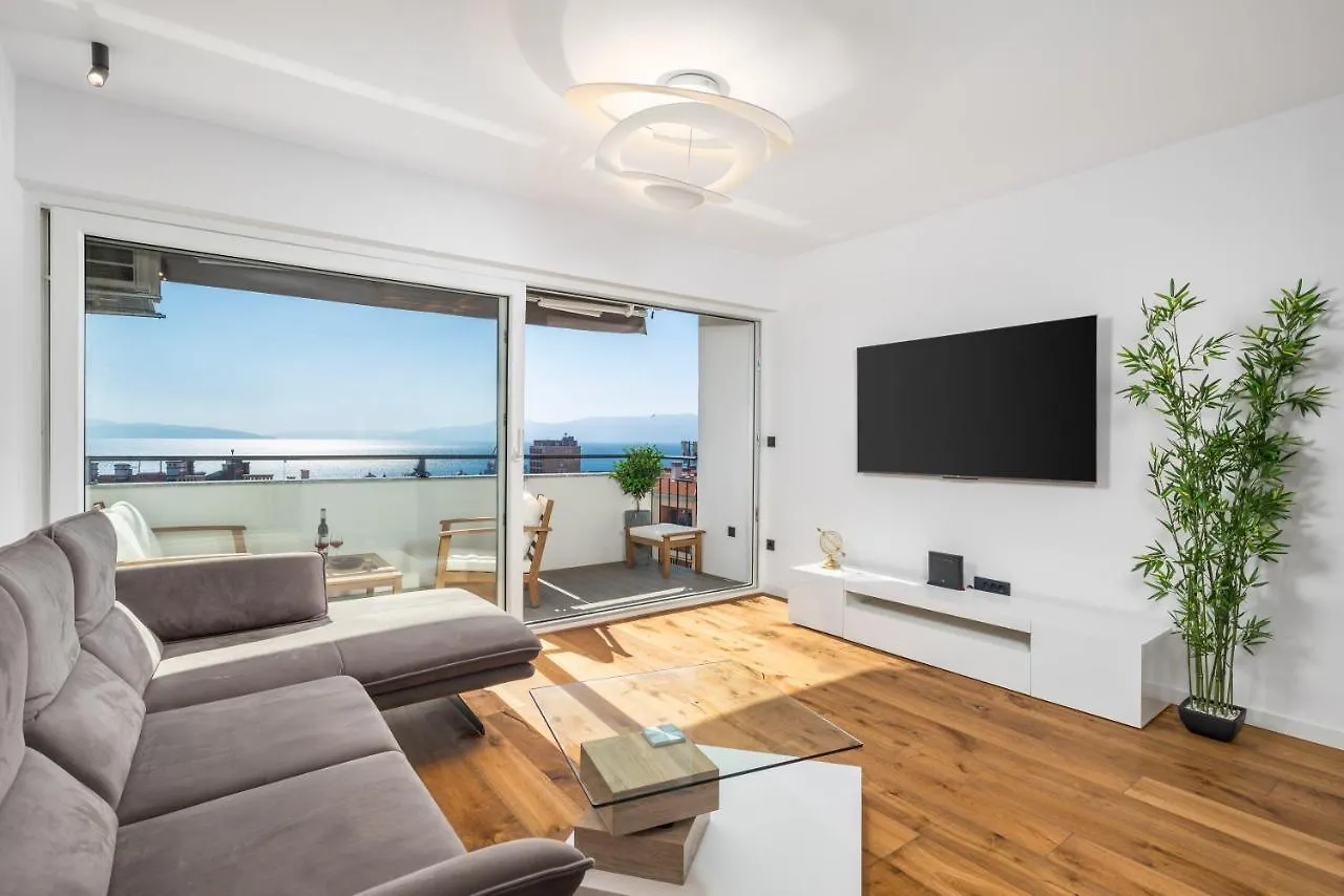Aenei Delux Apartment Rijeka