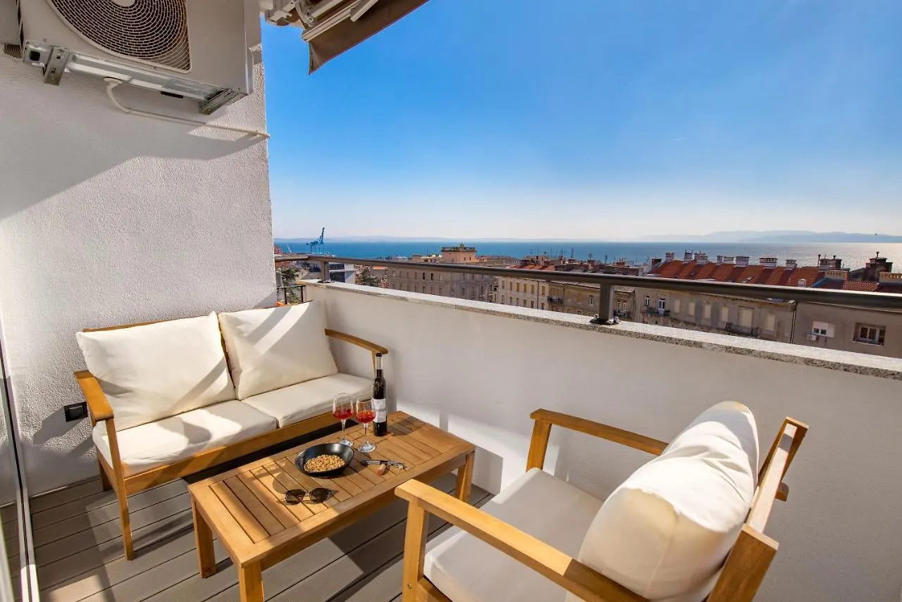 Aenei Delux Apartment Rijeka 0*,  Croatia