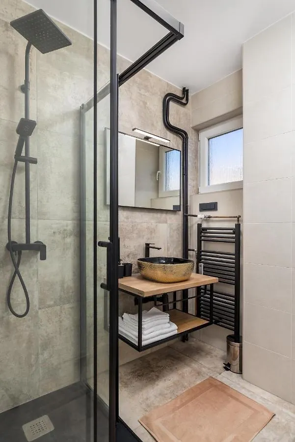 Aenei Delux Apartment Rijeka